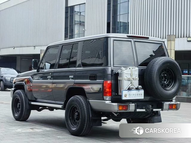 Toyota Land Cruiser 70 Series id 4261187 из Китая 15