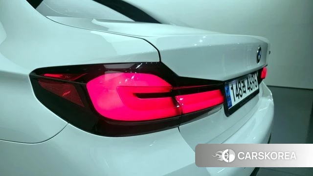 BMW 5 Series (G30) id 4408641 из Кореи 15