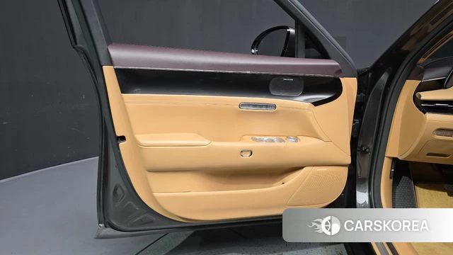 Genesis G90 (RS4) id 4650612 из Кореи 15