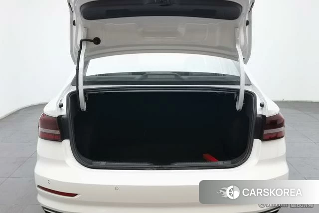 Volkswagen Lavida id 4301306 из Китая 15