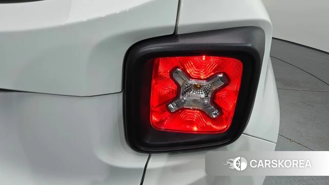 Jeep Renegade id 4725902 из Кореи 15