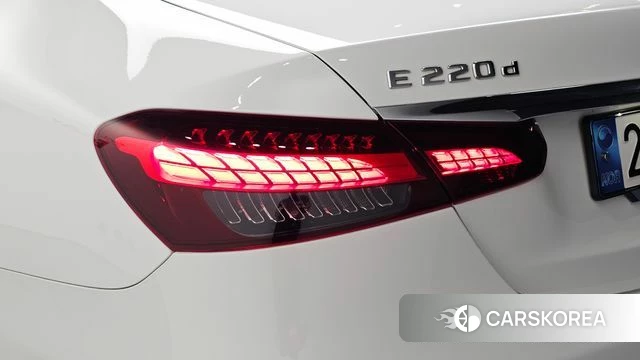 Mercedes-Benz E-Class W213 id 4848954 из Кореи 15
