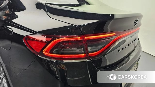 Hyundai Grandeur IG id 4246030 из Кореи 15