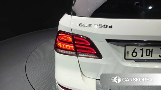 Mercedes-Benz GLE - Class W166 id 4356873 из Кореи 15