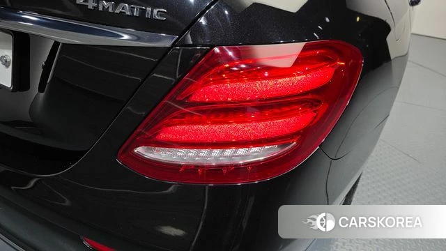 Mercedes-Benz E-Class W213 id 4746495 из Кореи 15