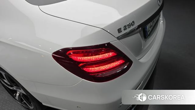 Mercedes-Benz E-Class W213 id 4410545 из Кореи 15
