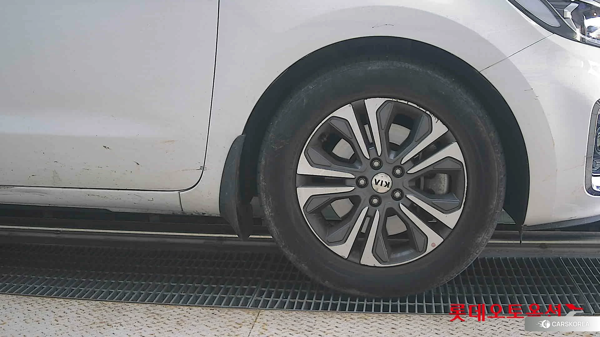 Kia Carnival id 4909240 из Кореи 15