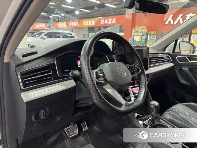 Volkswagen Tiguan L id 4272744 из Китая 15