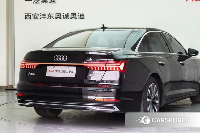 Audi A6L id 4210220 из Китая 15