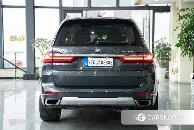BMW X7 id 4217397 из Китая 15