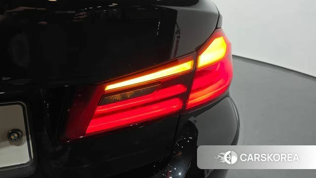 BMW 5 Series (G30) id 4496560 из Кореи 15
