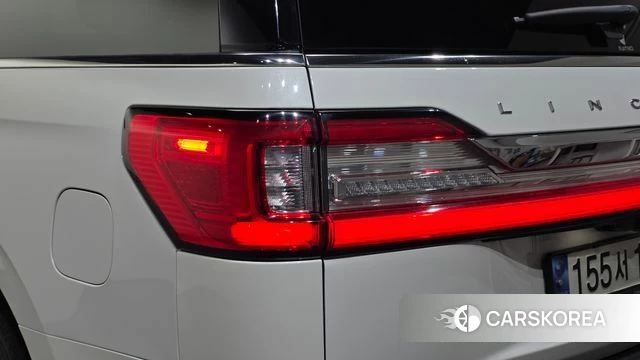 Lincoln Navigator 4th generation id 4464409 из Кореи 15