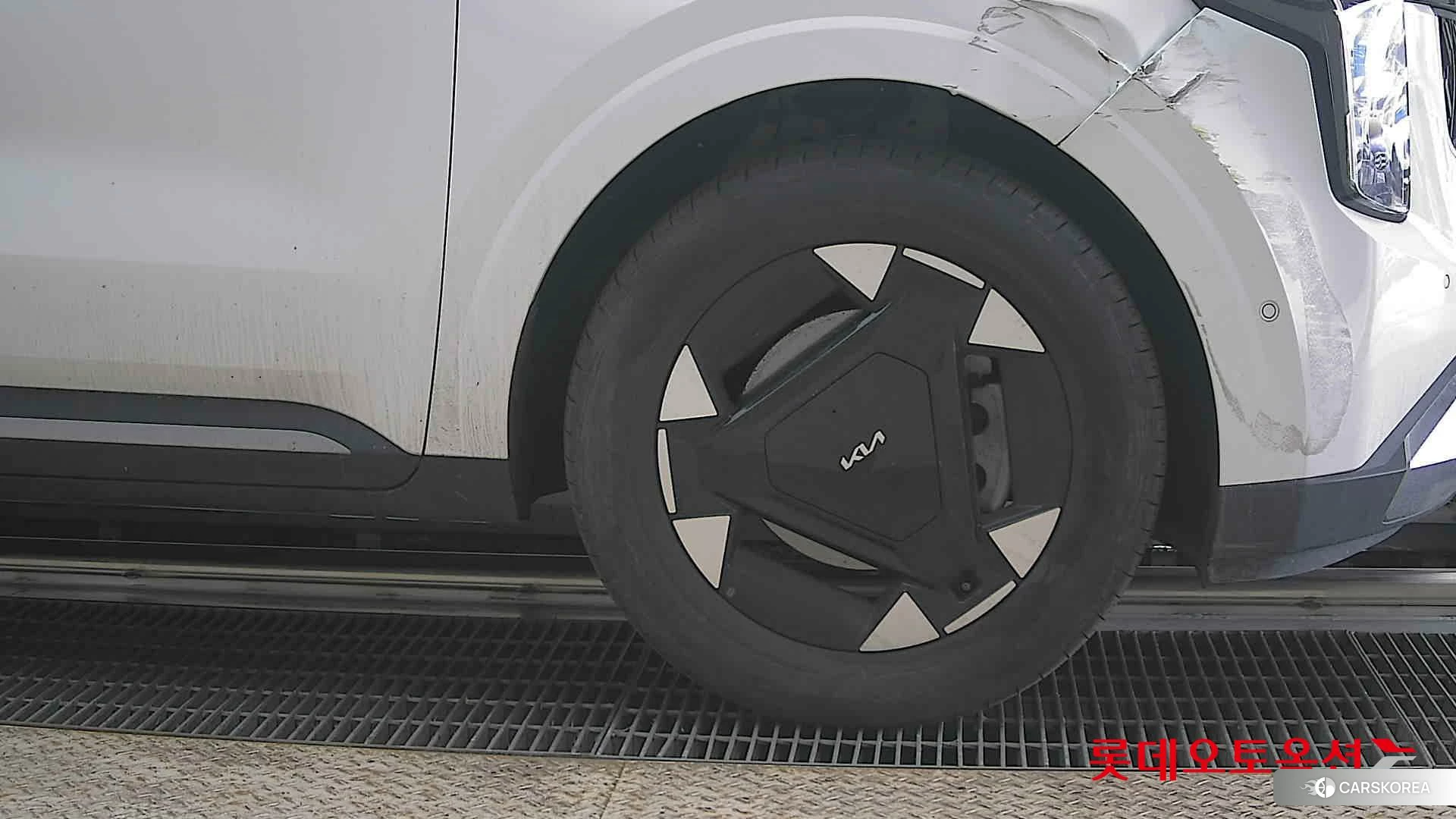 Kia Carnival Hybrid id 3888292 из Кореи 15