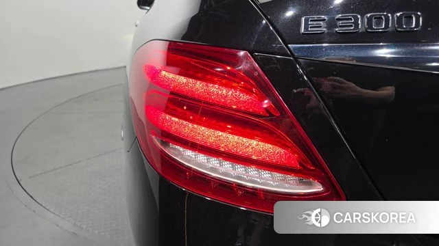 Mercedes-Benz E-Class W213 id 4785598 из Кореи 15