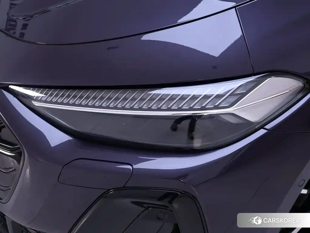 Audi A5L id 4553894 из Китая 15