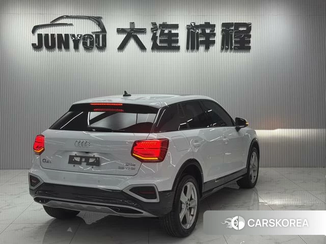 Audi Q2L id 4297537 из Китая 15