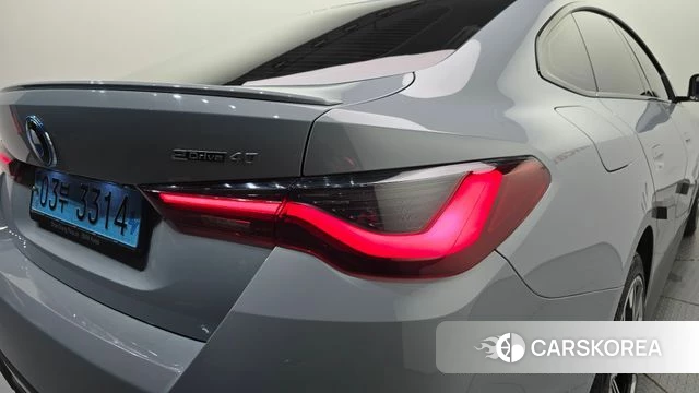 BMW i4 id 4905579 из Кореи 15