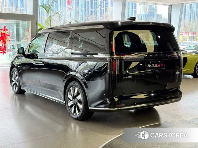 Volvo EM90 id 4198958 из Китая 15