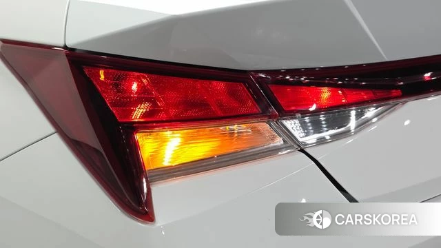 Hyundai Avante Hybrid (CN7) id 4917418 из Кореи 15