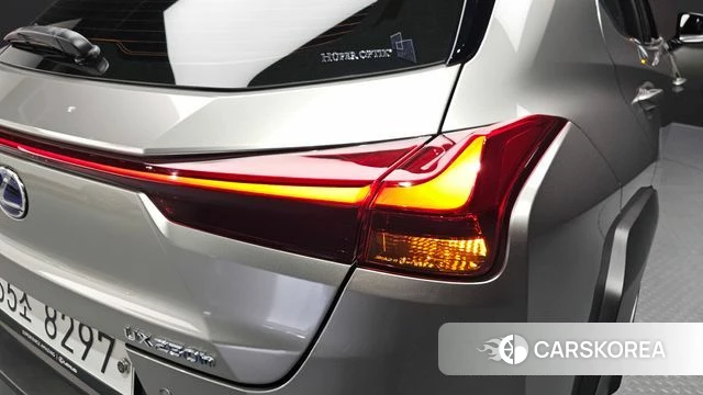Lexus UX250h id 4250673 из Кореи 15