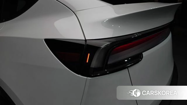 Tesla Model Y id 4381138 из Кореи 15