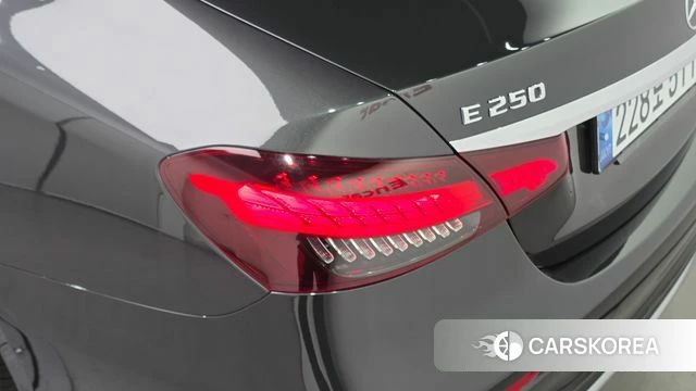 Mercedes-Benz E-Class W213 id 4428103 из Кореи 15