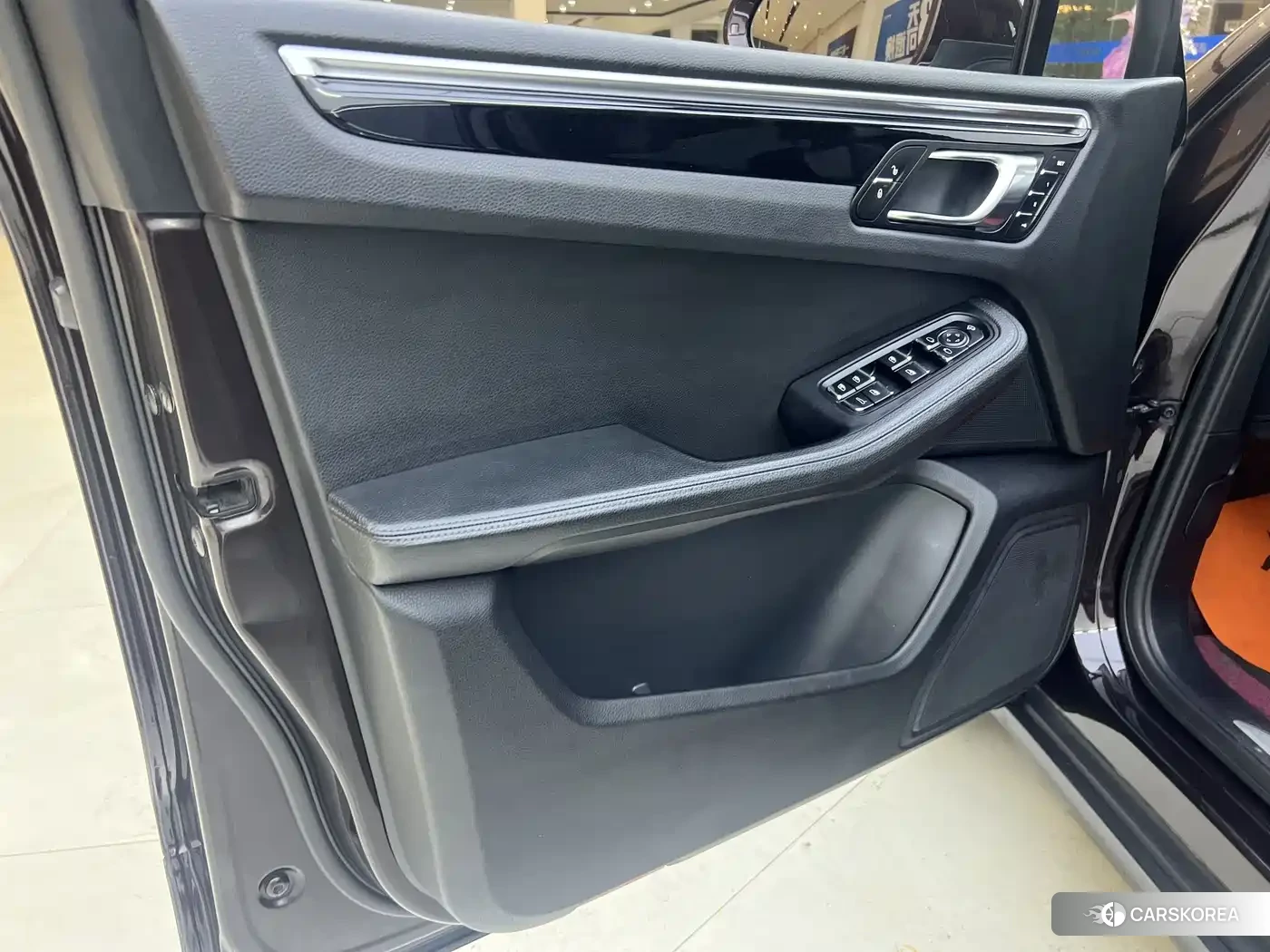 Porsche Macan id 4539459 из Китая 15