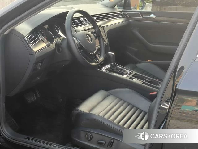 Volkswagen Magotan id 4235443 из Китая 15
