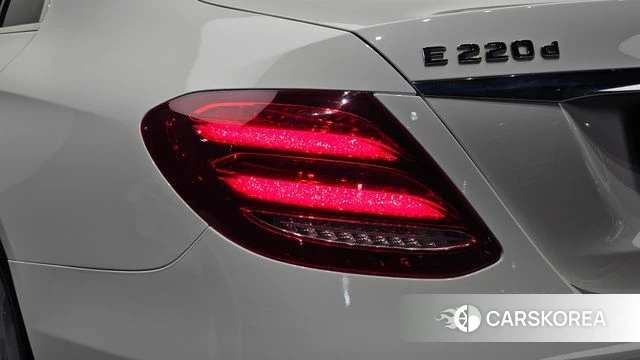 Mercedes-Benz E-Class W213 id 4605037 из Кореи 15