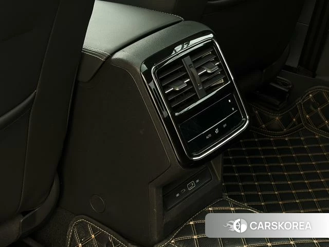 Volkswagen Passat id 4259886 из Китая 15