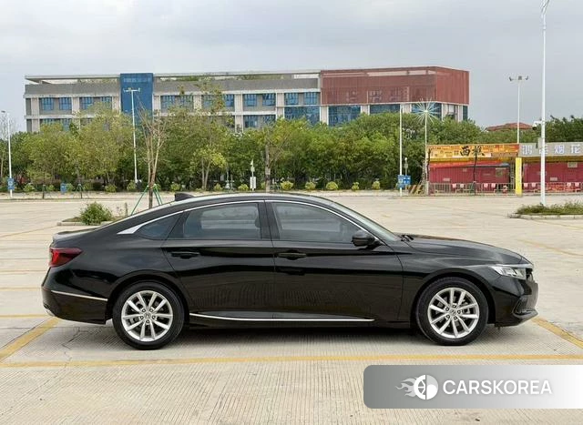 Honda Accord id 3890791 из Китая 15