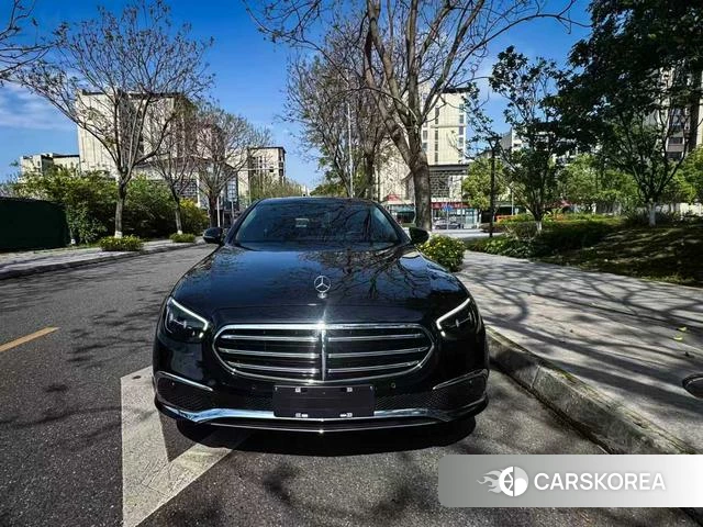 Mercedes-Benz E-class id 4359440 из Китая 15