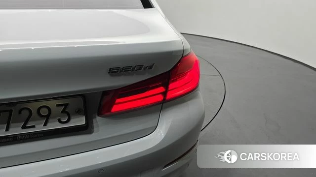 BMW 5 Series (G30) id 4626003 из Кореи 15