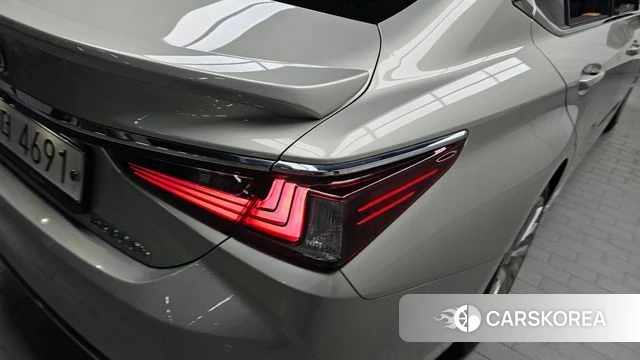 Lexus ES300h 7th generation id 4285710 из Кореи 15