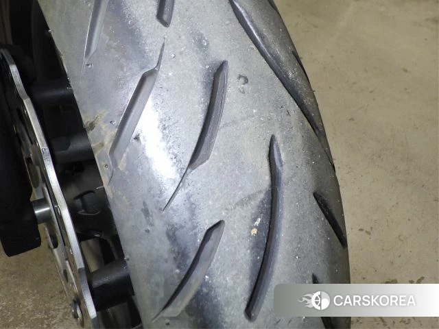 Проданный Honda CBR400R id 4006073 из Японии, фото 15