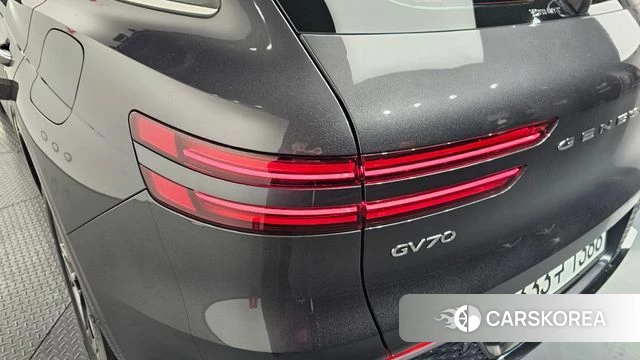 Genesis GV70 id 4202657 из Кореи 15