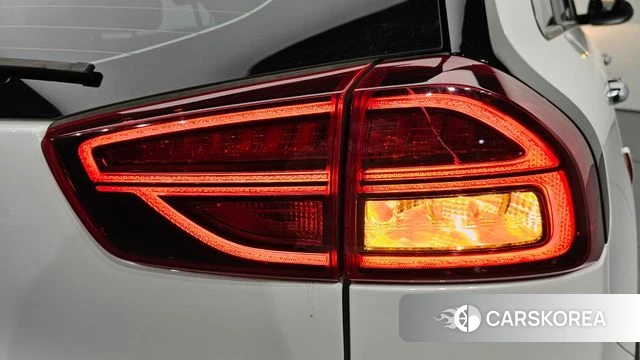 Kia The New Niro id 4196710 из Кореи 15