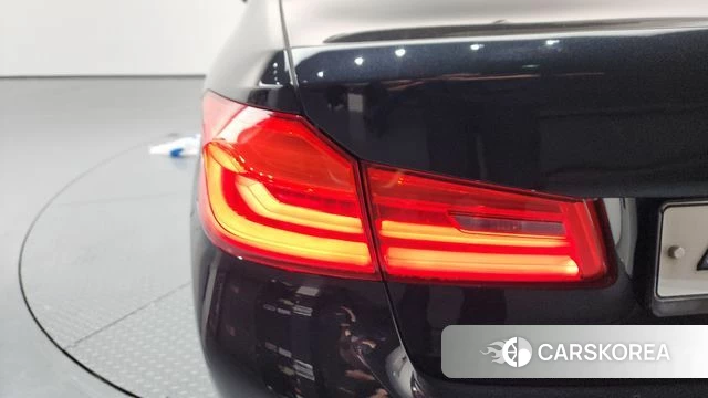BMW 5 Series (G30) id 4459604 из Кореи 15