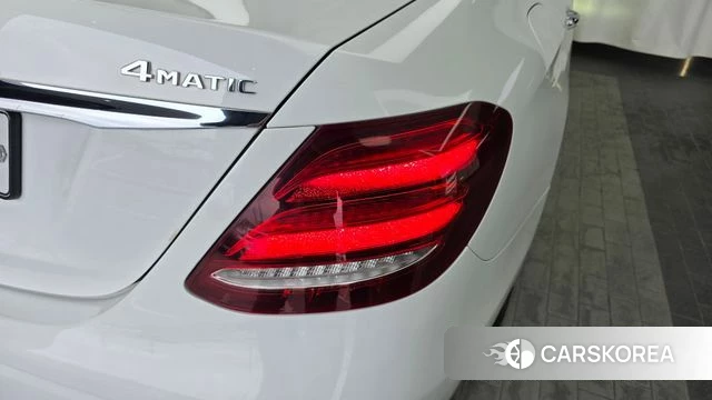 Mercedes-Benz E-Class W213 id 4304652 из Кореи 15