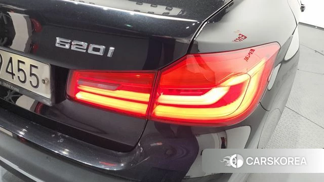 BMW 5 Series (G30) id 4339298 из Кореи 15