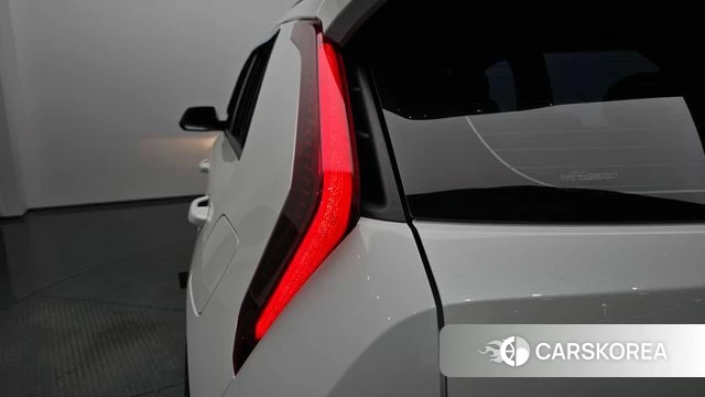Kia Di Ol Nu Niro id 4342322 из Кореи 15