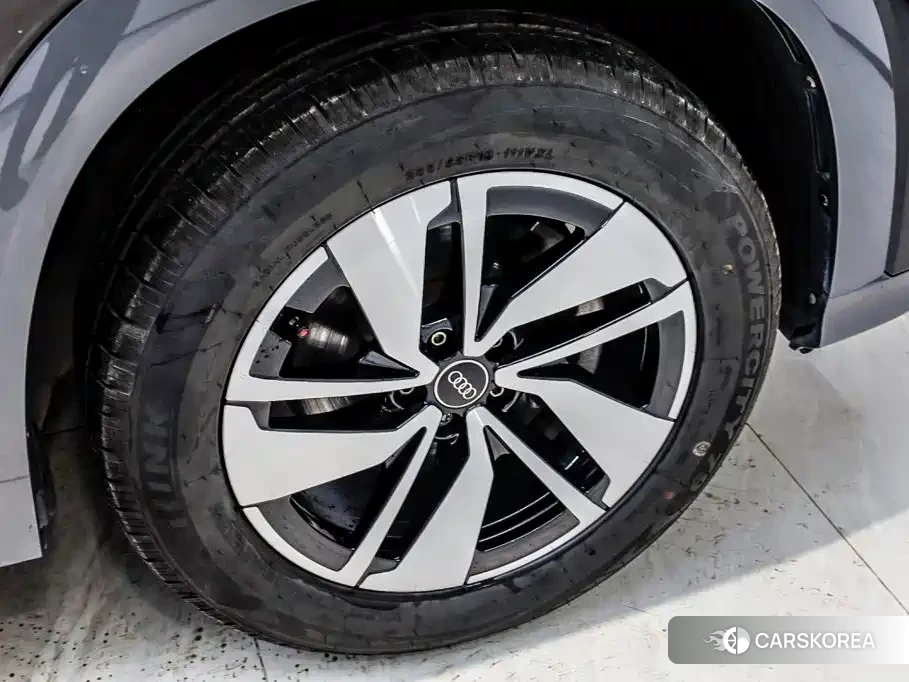 Audi Q6 id 4629694 из Китая 15