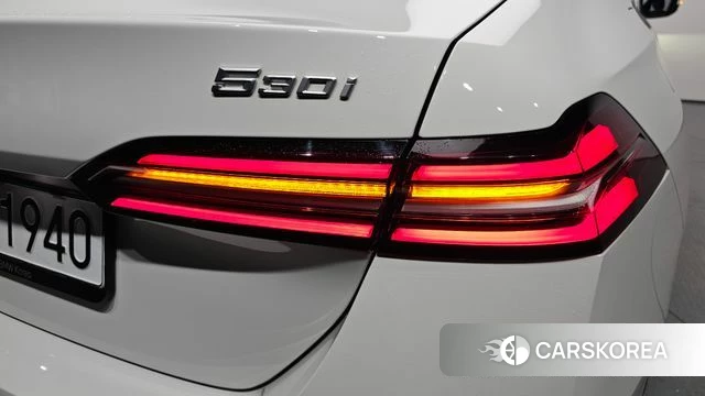 BMW 5 Series (G60) id 4607456 из Кореи 15