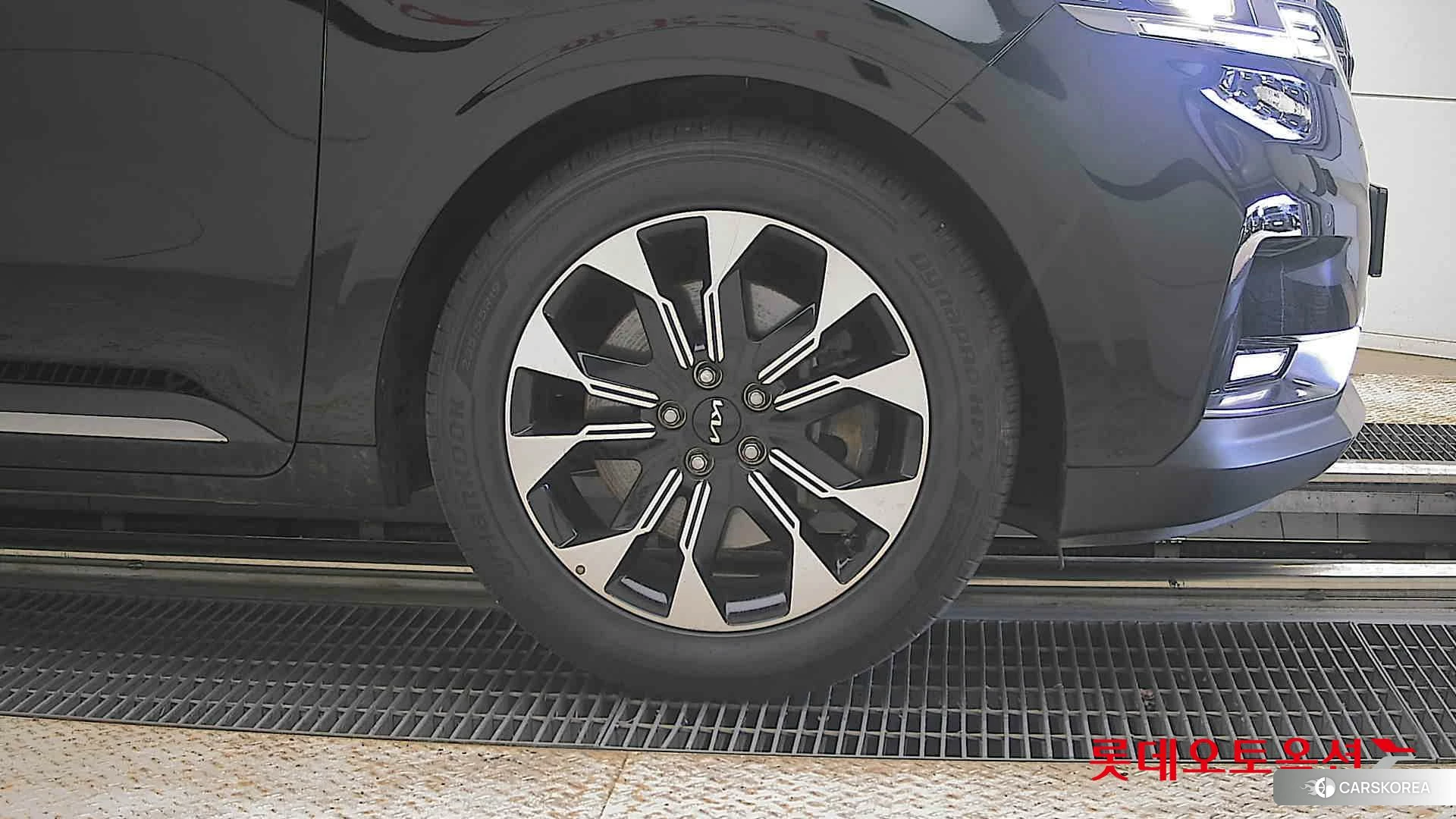 Kia Carnival id 4504365 из Кореи 15