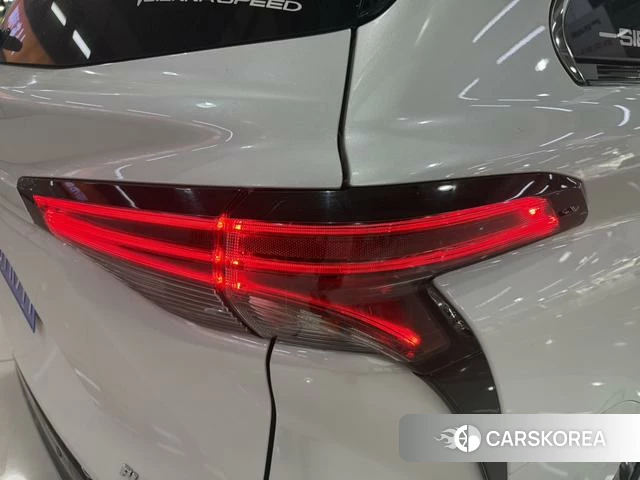 Toyota Saina id 4348712 из Китая 15
