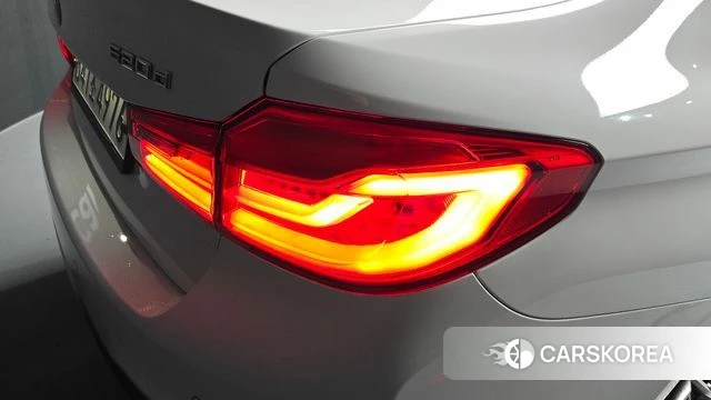 BMW 5 Series (G30) id 4284769 из Кореи 15