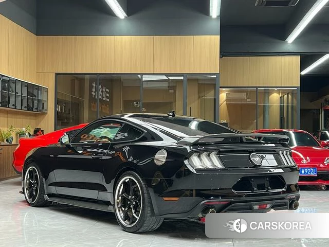 Ford Mustang id 4368397 из Китая 15