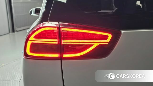 Kia The New Niro id 4402707 из Кореи 15
