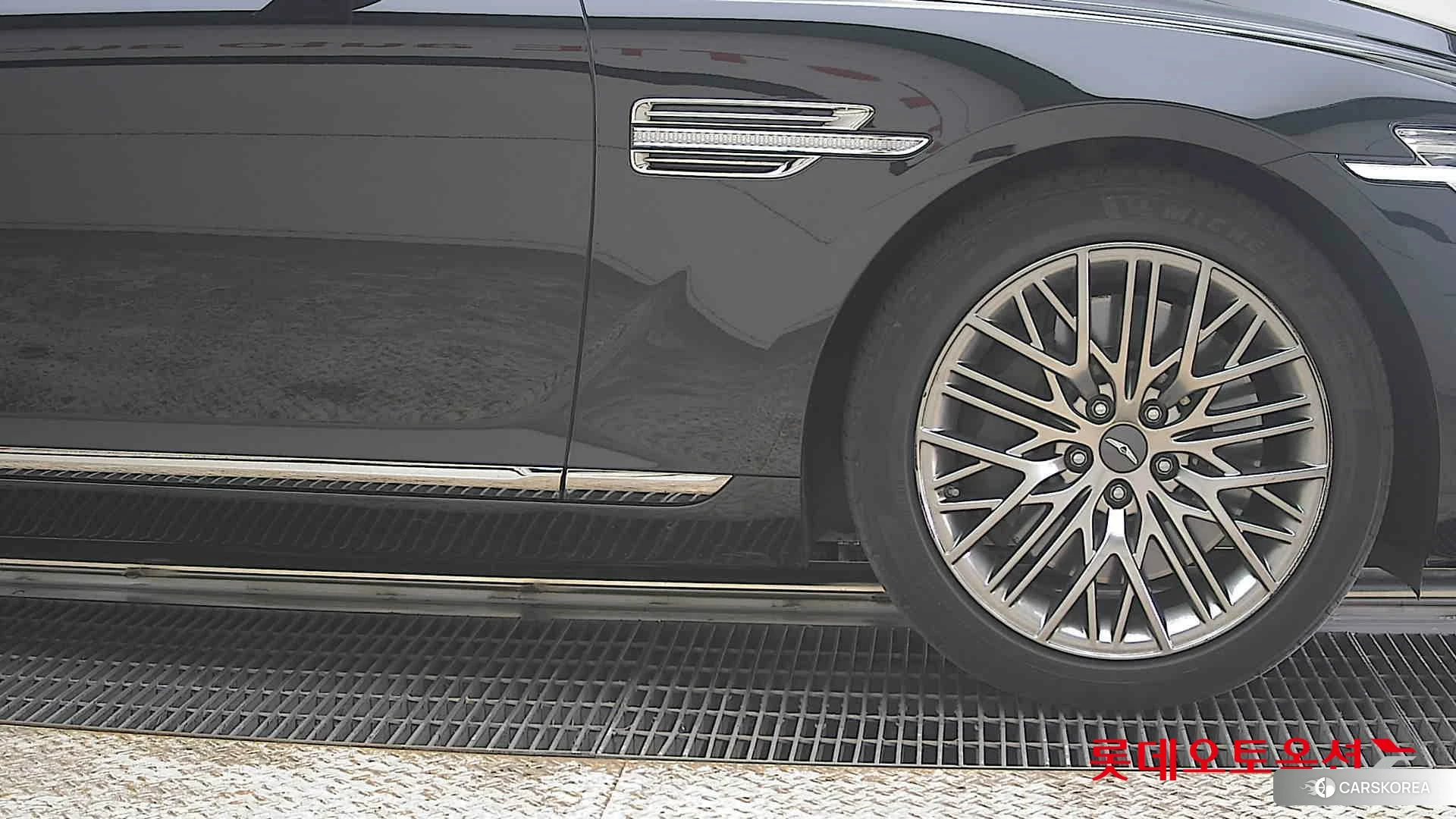 Hyundai G90 id 3888352 из Кореи 15