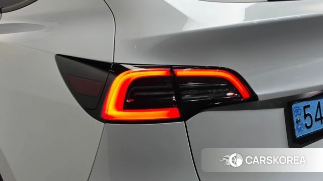 Tesla Model Y id 4720095 из Кореи 15